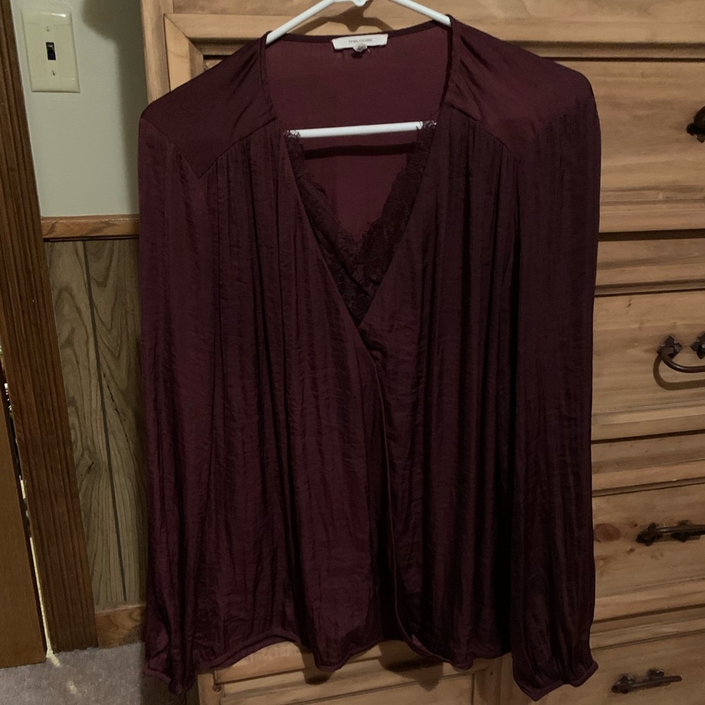 Maurice’s top